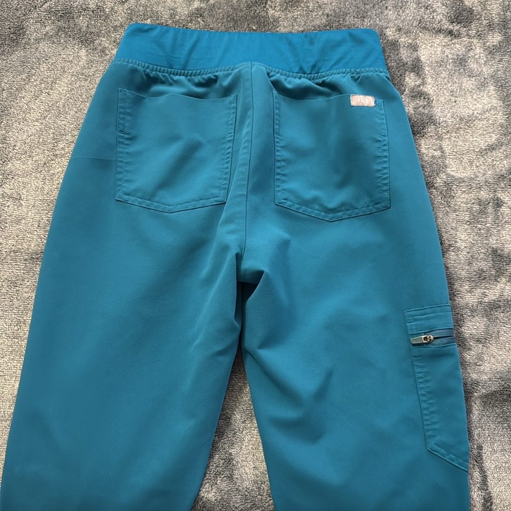 Figs Zamora jogger pacific blue color size XXS